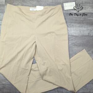 Covington Natural Fit Slight Tapered Pants Size 18